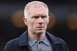 Paul Scholes tiếp tục cuộc châm chọc Lisandro Martinez